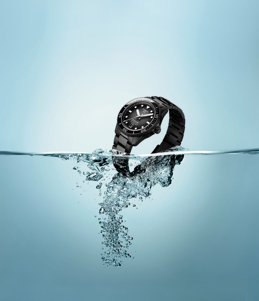 天梭手表表帶磨損防護與保養